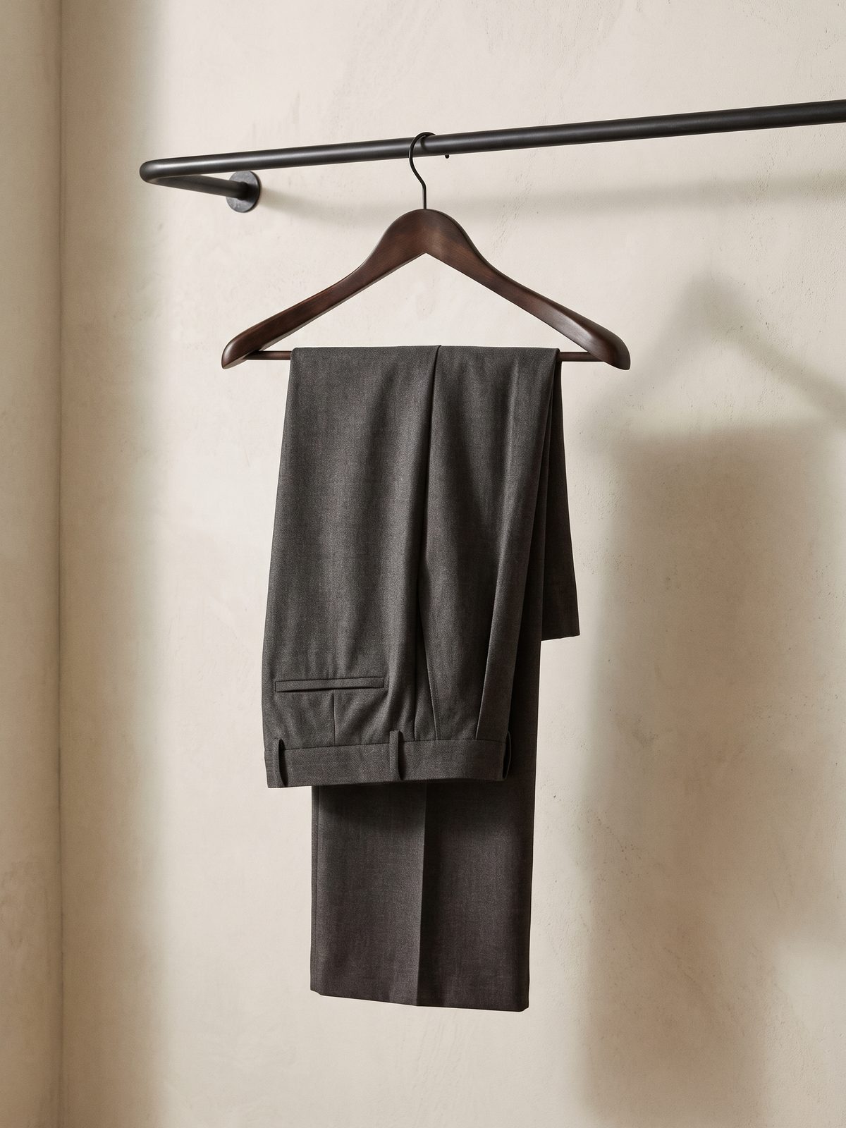 The Pleated Wide Trouser — Charcoal